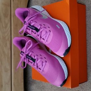 Nike Women's Running Training Pink Shoes